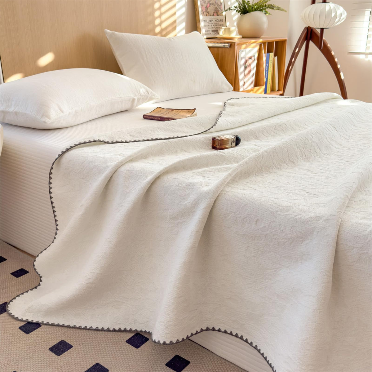 3 Layer Breathable Bed Cover, Vintage Geometric Shabby Chic Bedding (Grey Geometric)