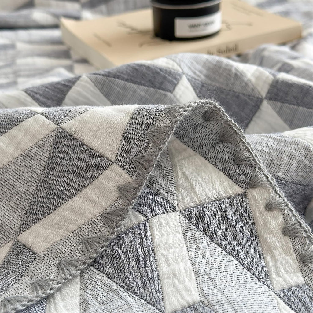 3 Layer Breathable Bed Cover, Vintage Geometric Shabby Chic Bedding (Grey Geometric)